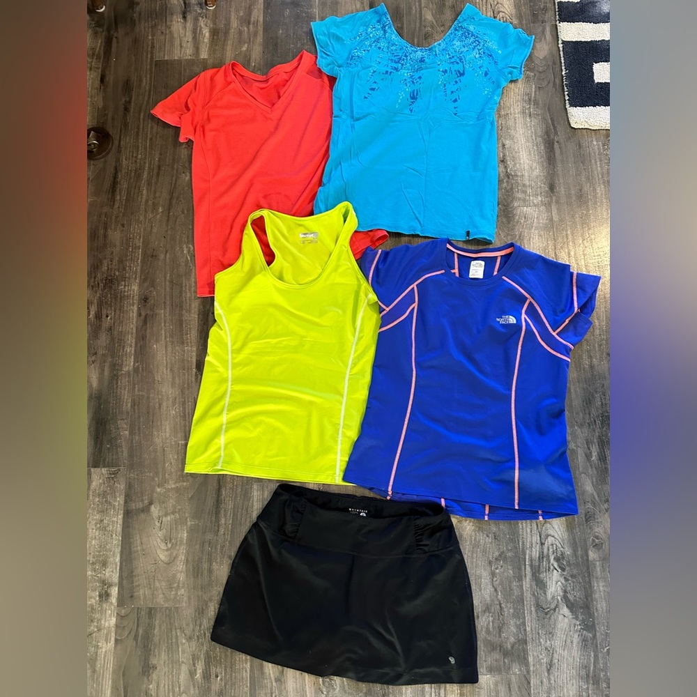 Womens Activewear Lot Sz M - TNF, Marmot, Mountain Hardwear, Kavu